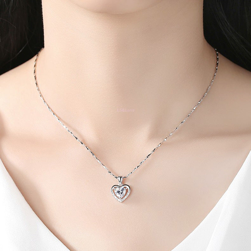 925 Heart-shaped Rhinestones Personalized Necklace For Women: A Symbol of Elegance and Romance