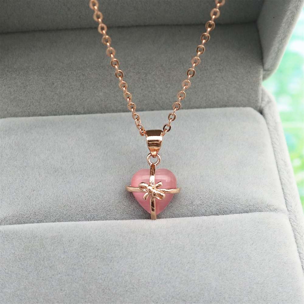 Natural Gemstone Stone Precious Rose Pendant - Minihomy