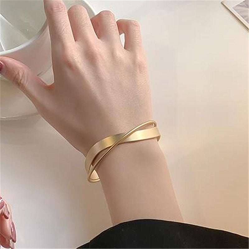 Women's Simple Wave Cross Bracelet