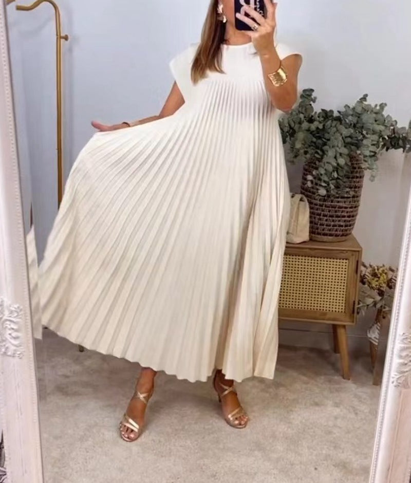 Women's Short Sleeve Pleated Long Summer Dress - Round Neck Casual