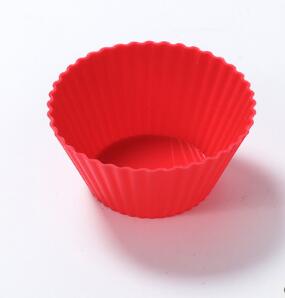 Nonstick Reusable Silicone Cupcake Liners / Baking Cups - 12 Pieces