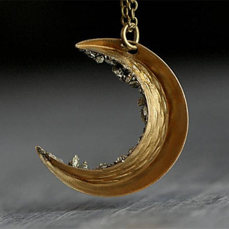 Pin Broken Crystal Gold Crescent Necklace Retro Glamour Woman Long Necklace - Minihomy