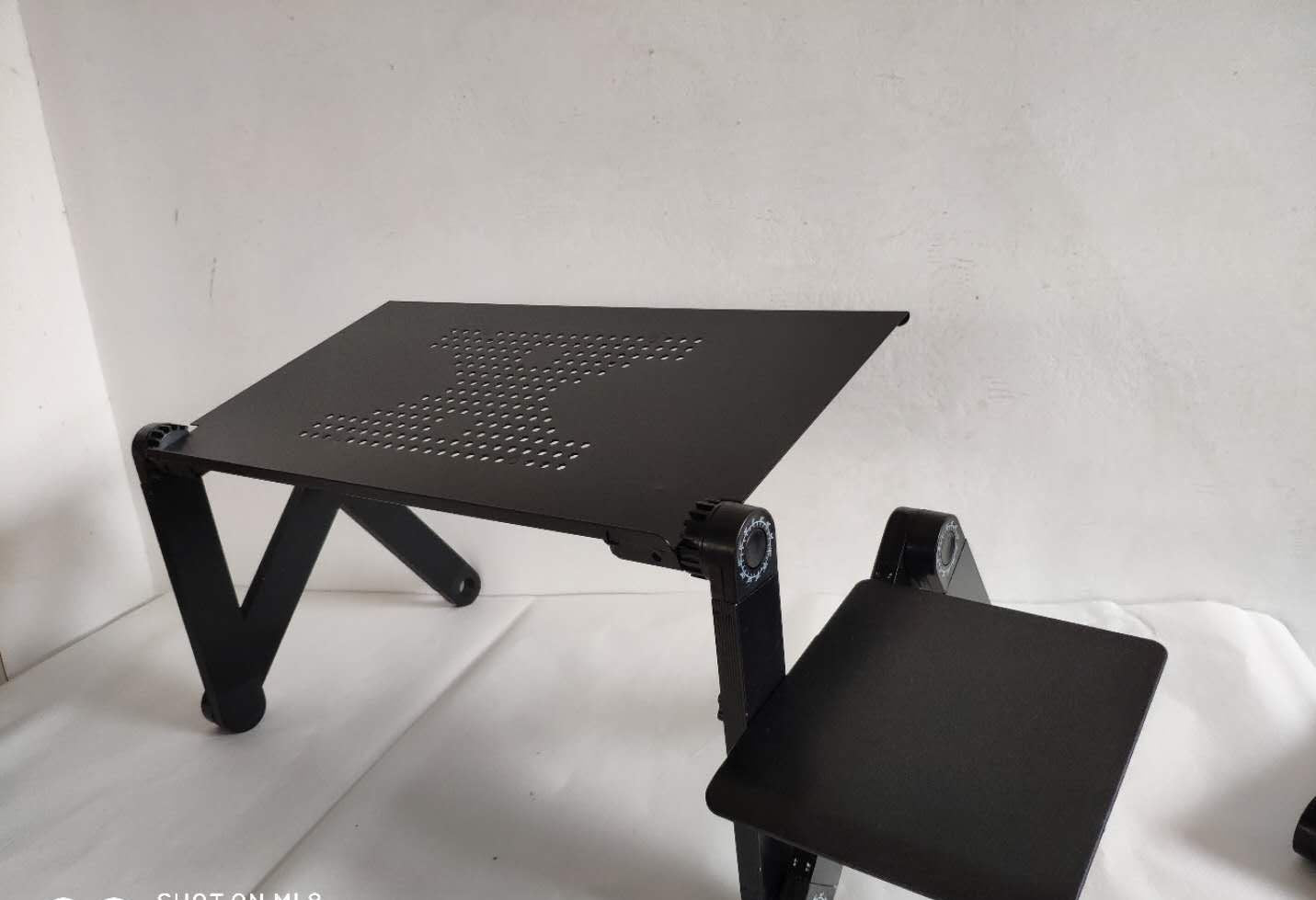 Computer table