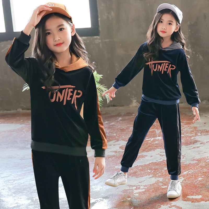 Jogging Suit for Sporty Girls